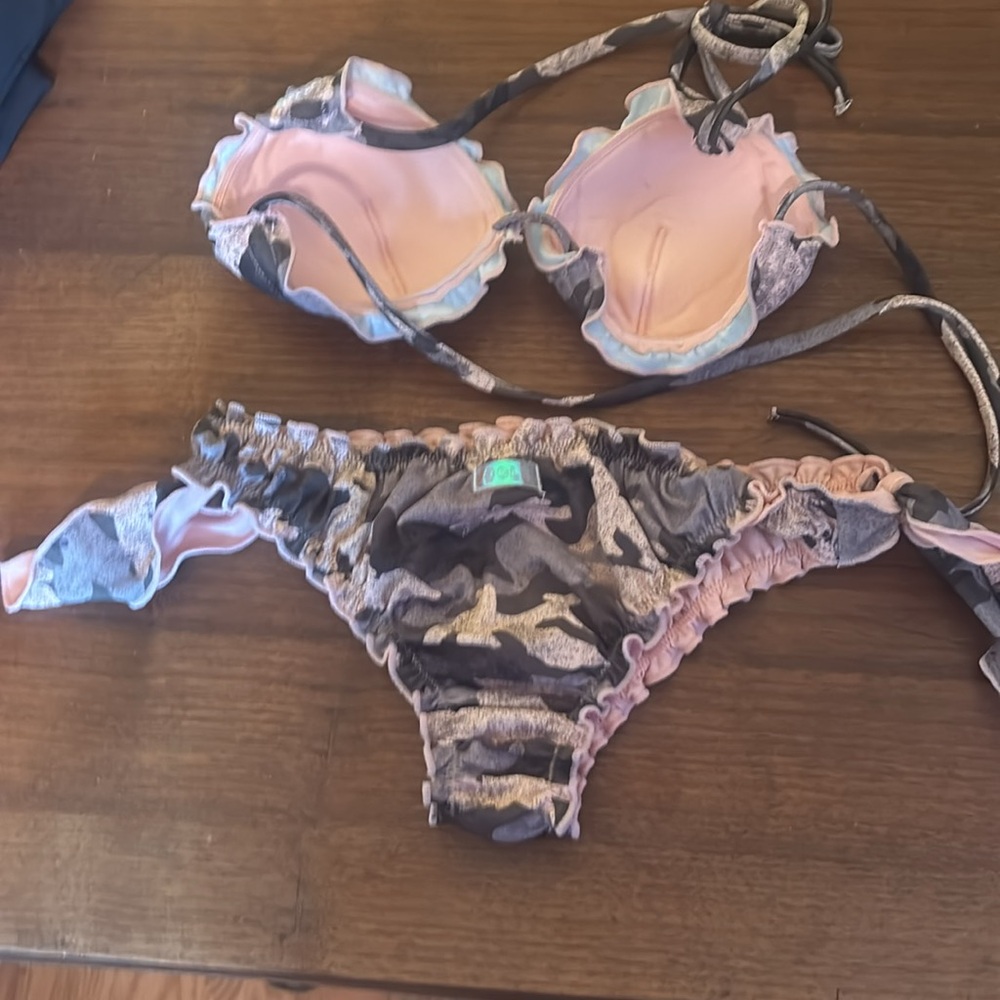 1 Camo Ruffle Bikini Set w sequence - Picture 4 of 5